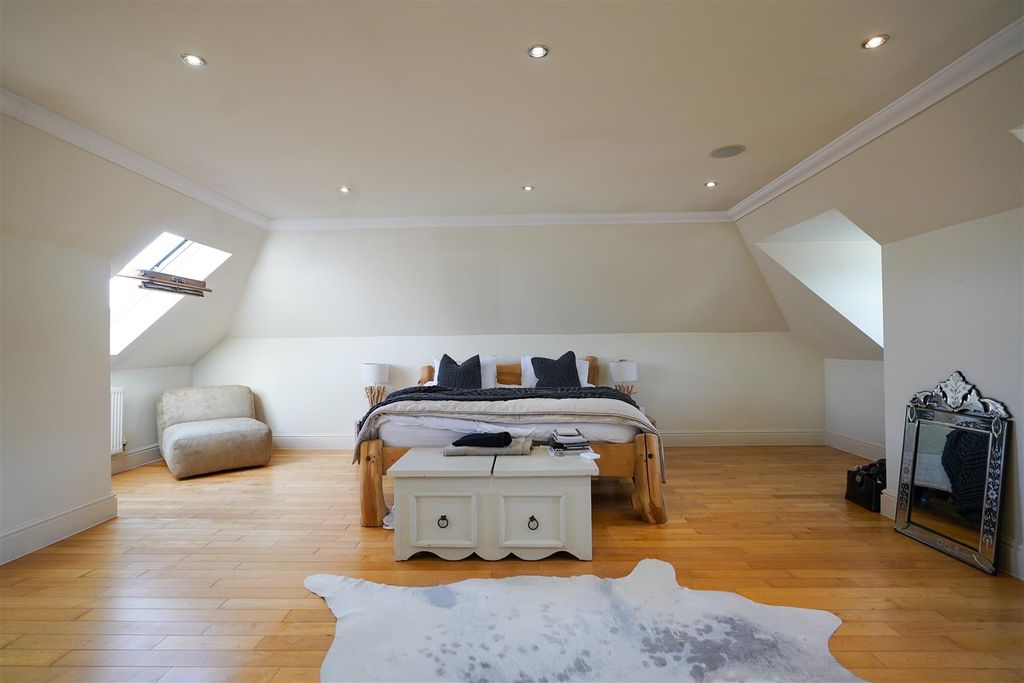 Additional image 40 of 5 bed property for saleSherborne Walk, Blackpill, Swansea SA3