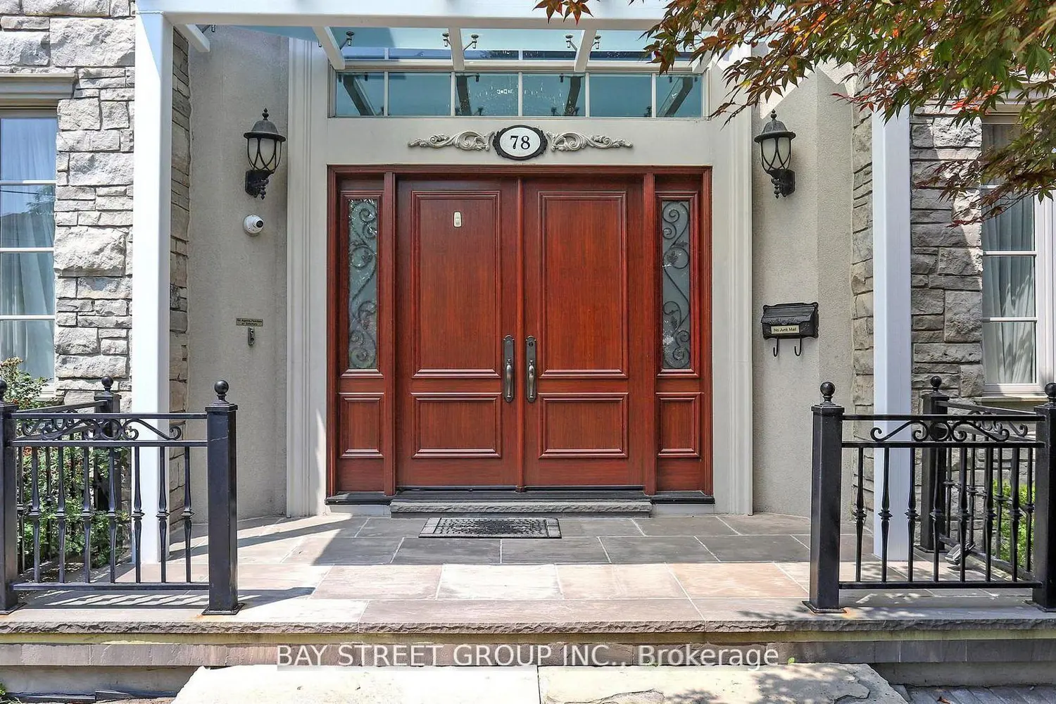 78 York Road photo 3