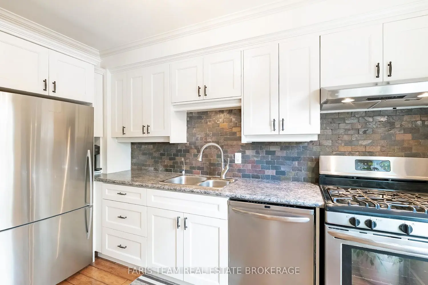 Additional image 4 of 165 Kozlov Street 64