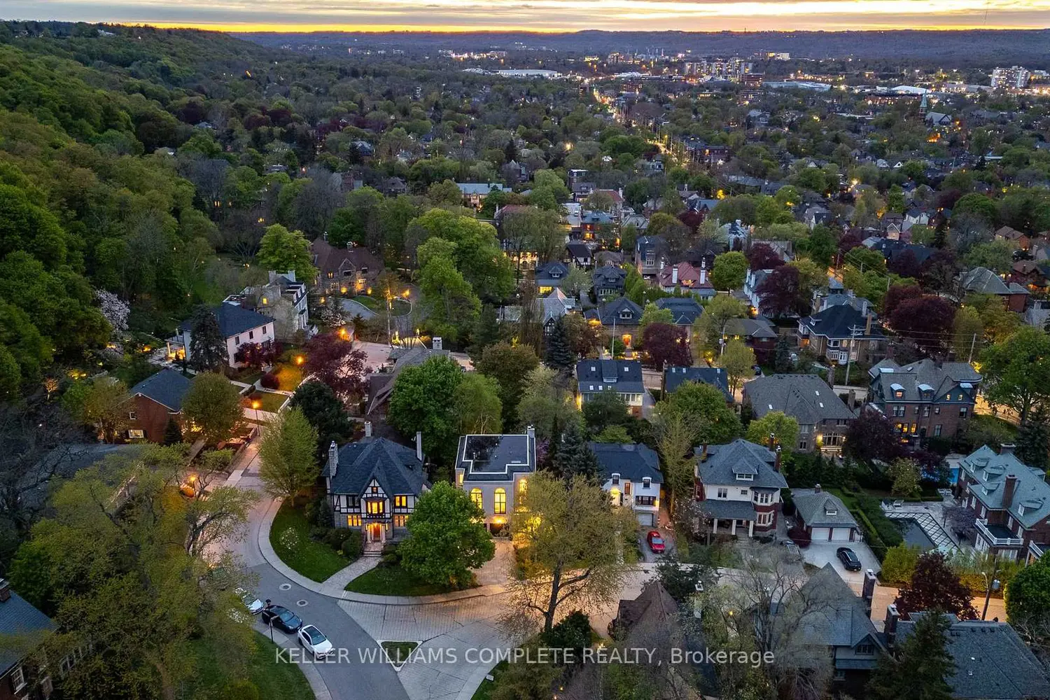 Additional image 10 of 28 Undercliffe Avenue