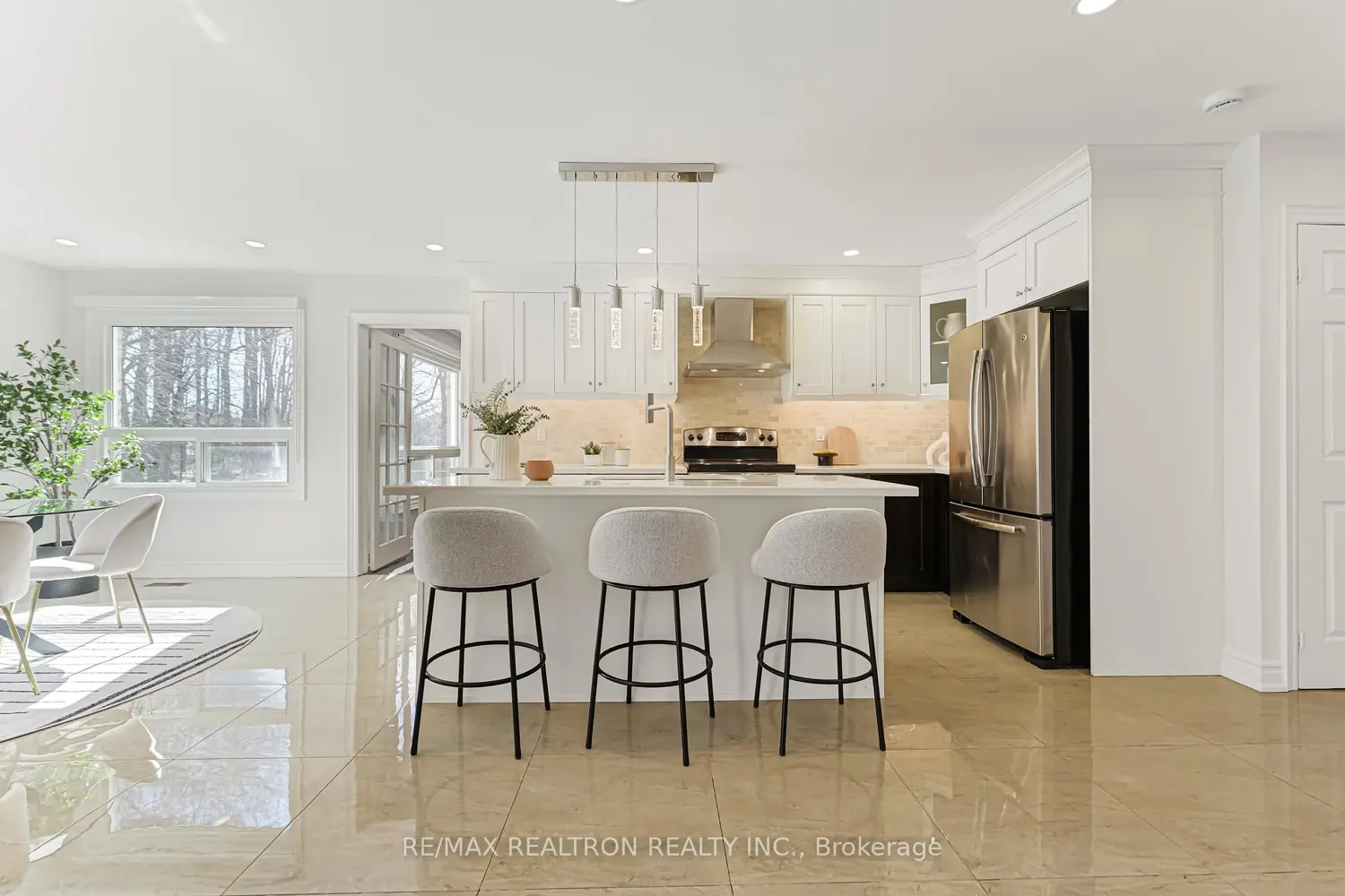 Additional image 9 of 78 Soho Crescent