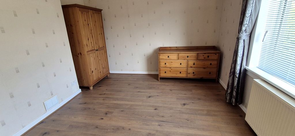 Additional image 9 of 2 bed flat for saleLawfield Avenue, West Kilbride KA23