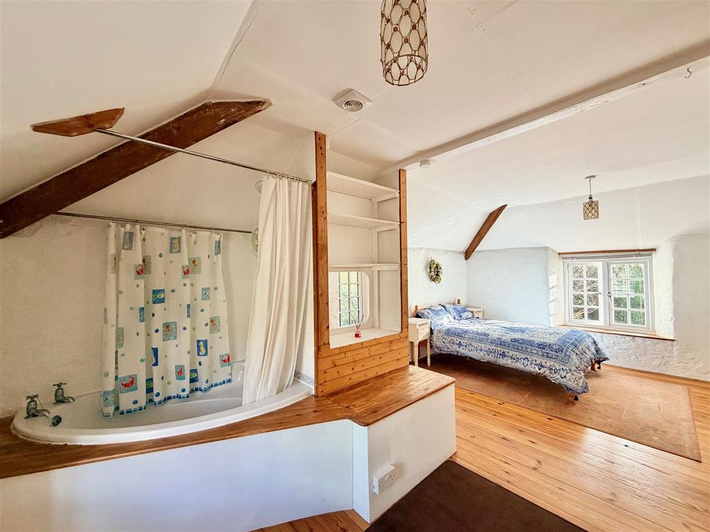 Additional image 43 of 6 bed cottage for saleOreston, Plymouth PL9