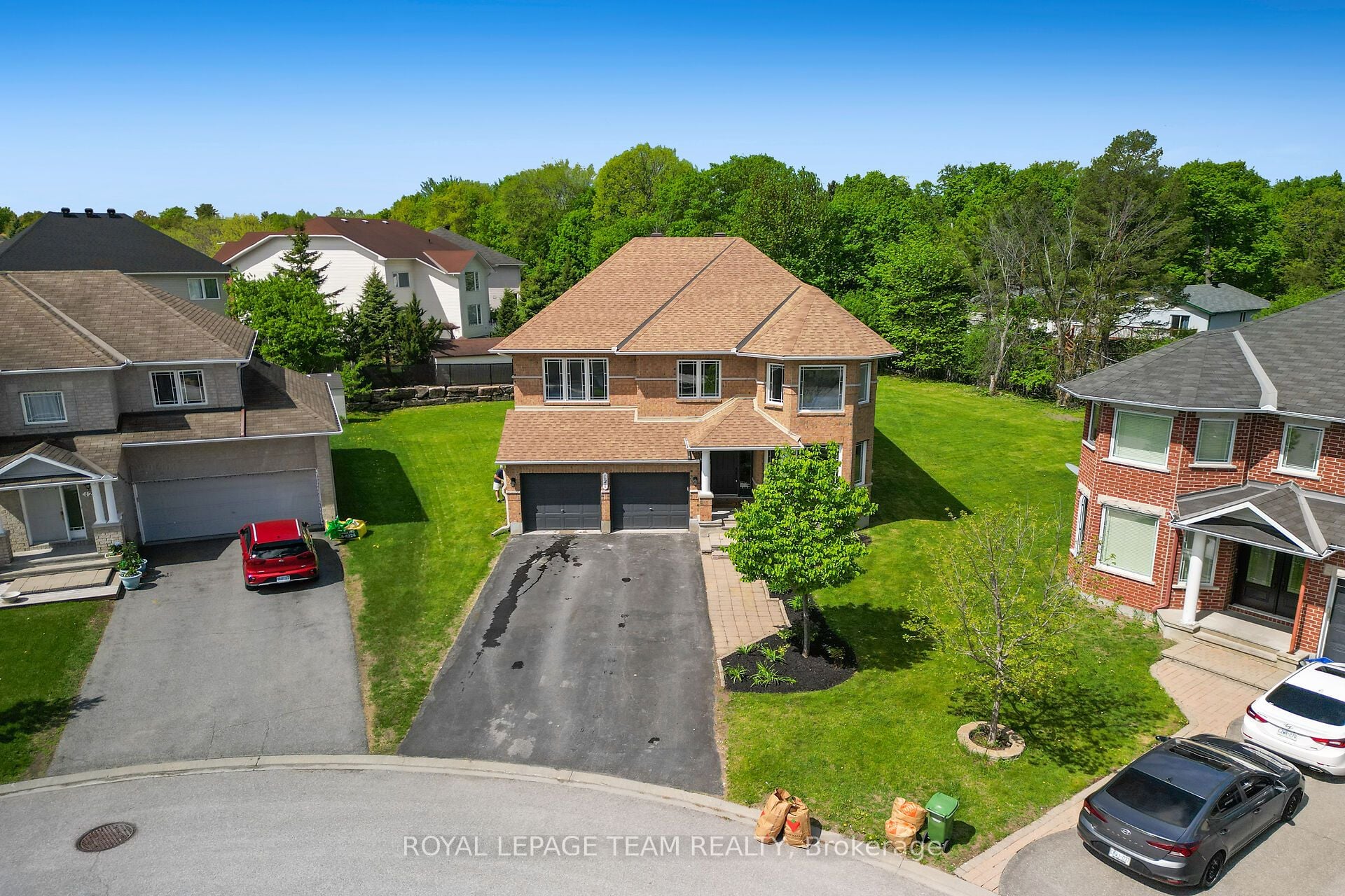 Additional image 2 of 121 Muskego Crescent, Ottawa, ON, K2W 1H6