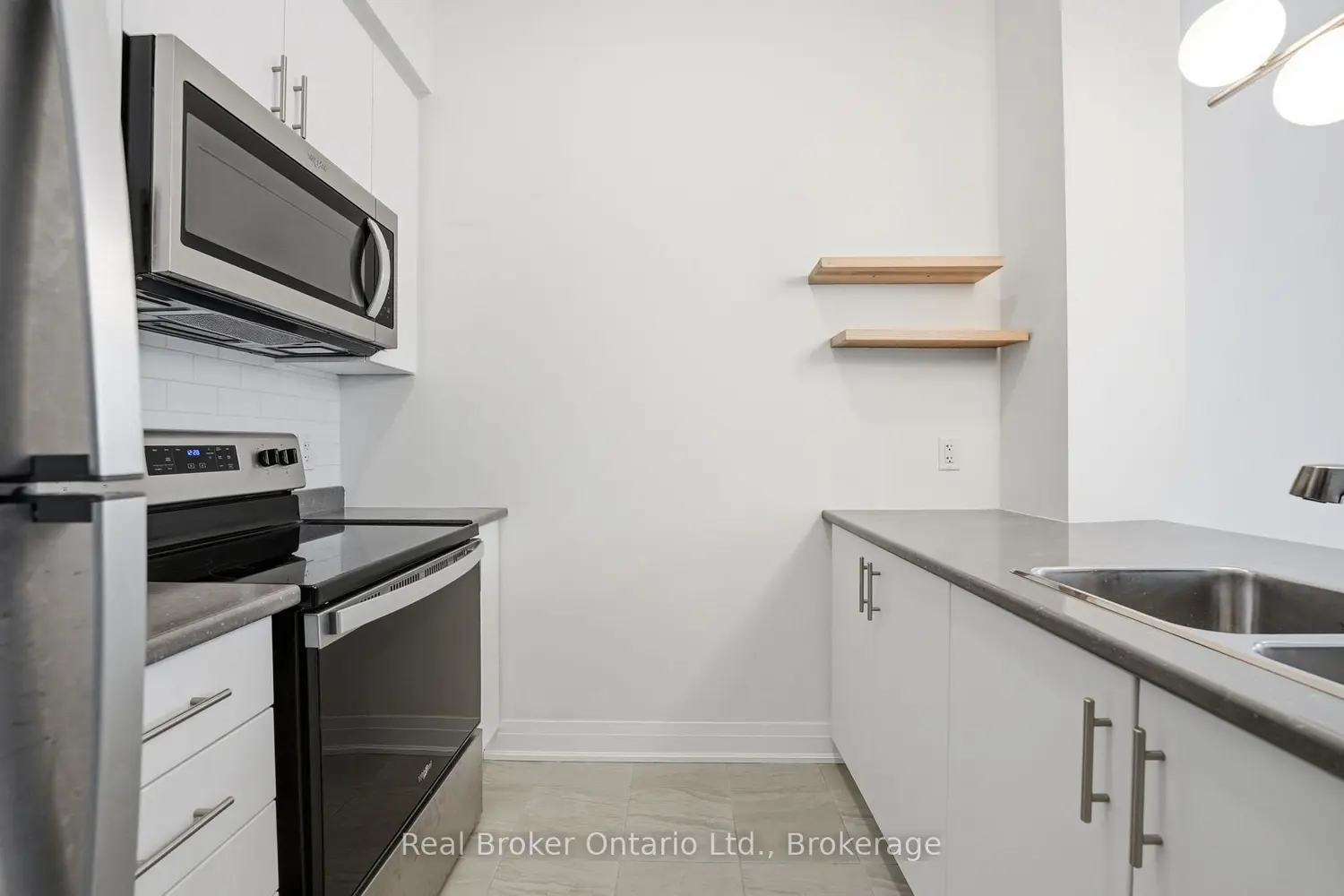Additional image 7 of 16 Concord Place 642