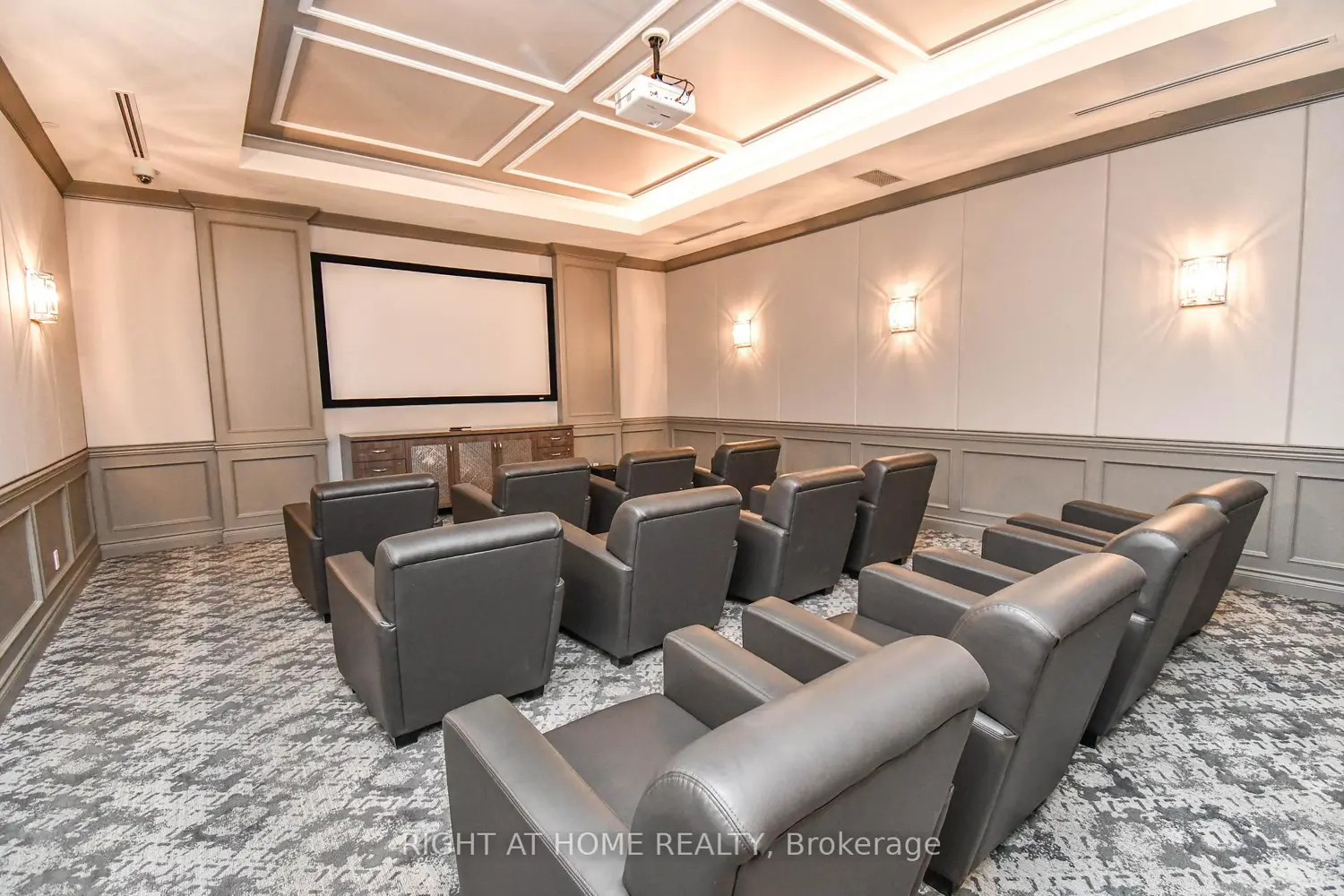 Additional image 12 of 9085 Jane Street 811
