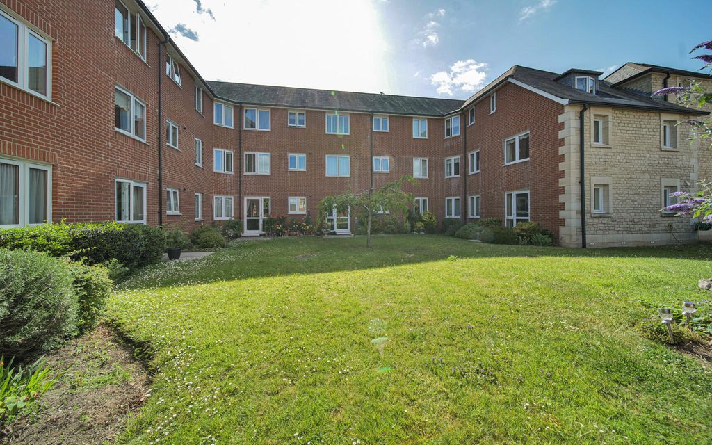 Additional image 11 of 1 bed property for saleGiffords Court, Melksham SN12