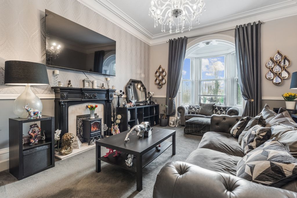 Additional image 8 of 6 bed semi-detached house for saleSpringhill Avenue, Airdrie ML6