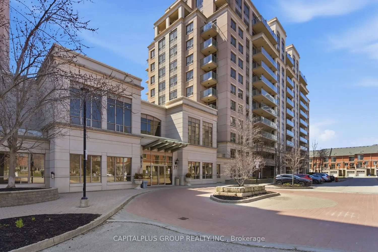 37 Galleria Parkway 318