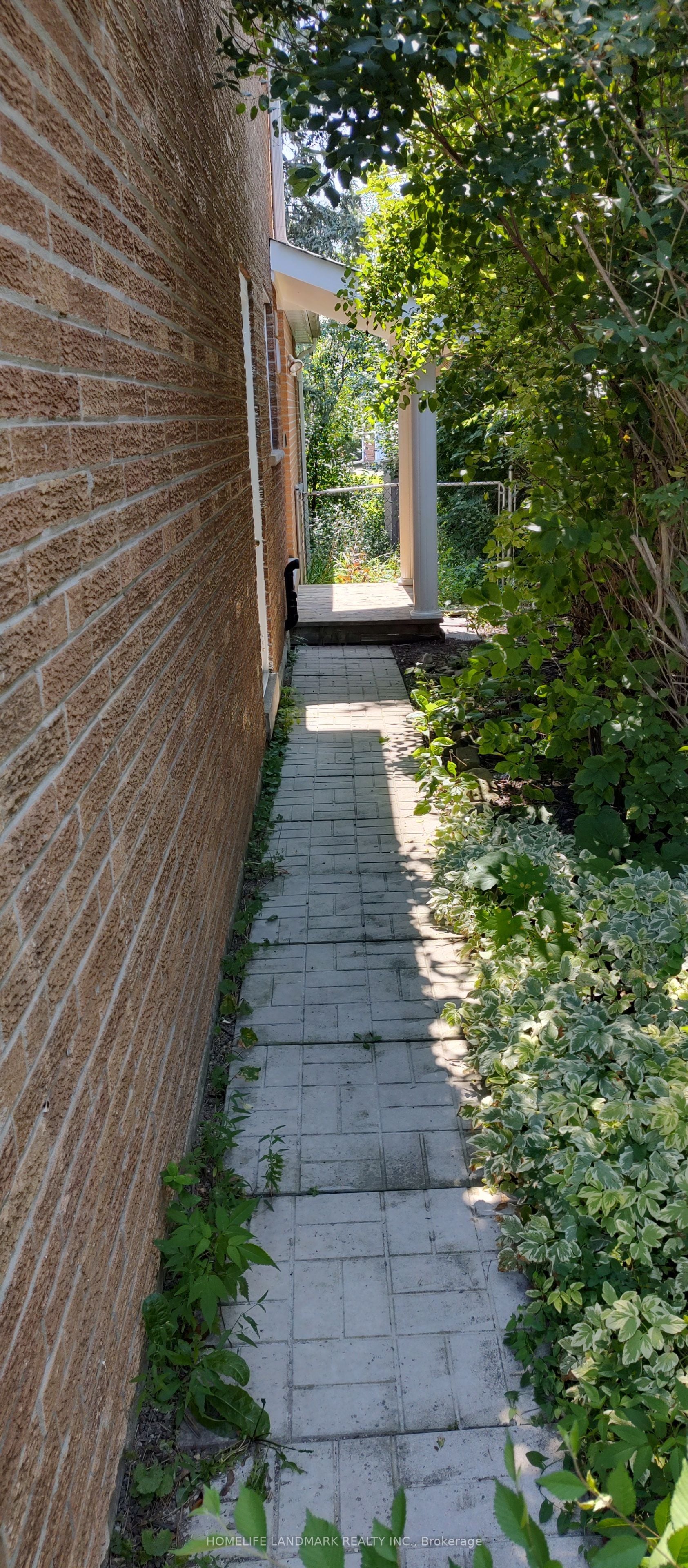 Additional image 2 of 100 Kingslake Road, Toronto, ON, M2J 3E8