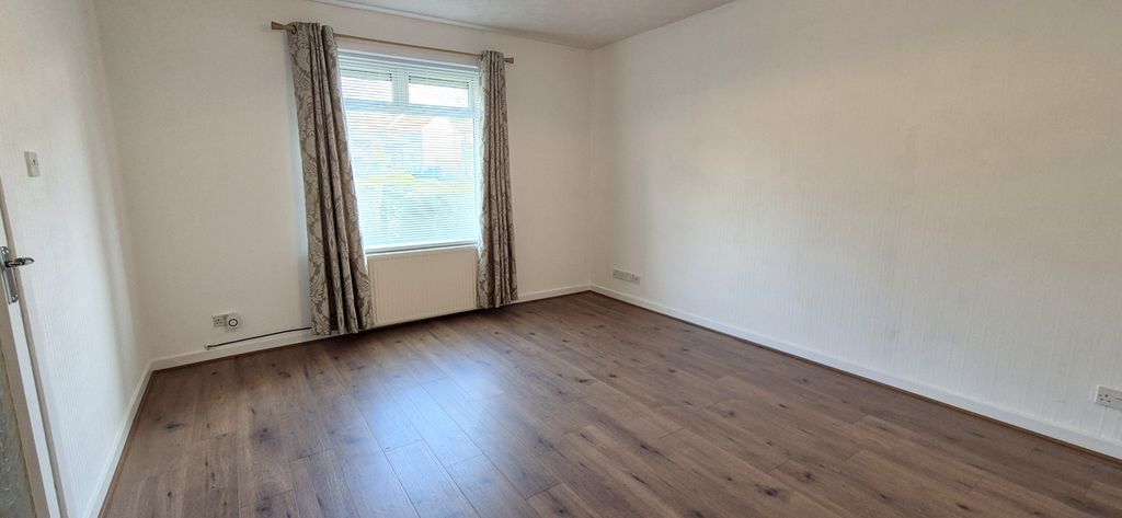 Additional image 6 of 2 bed flat for saleLawfield Avenue, West Kilbride KA23