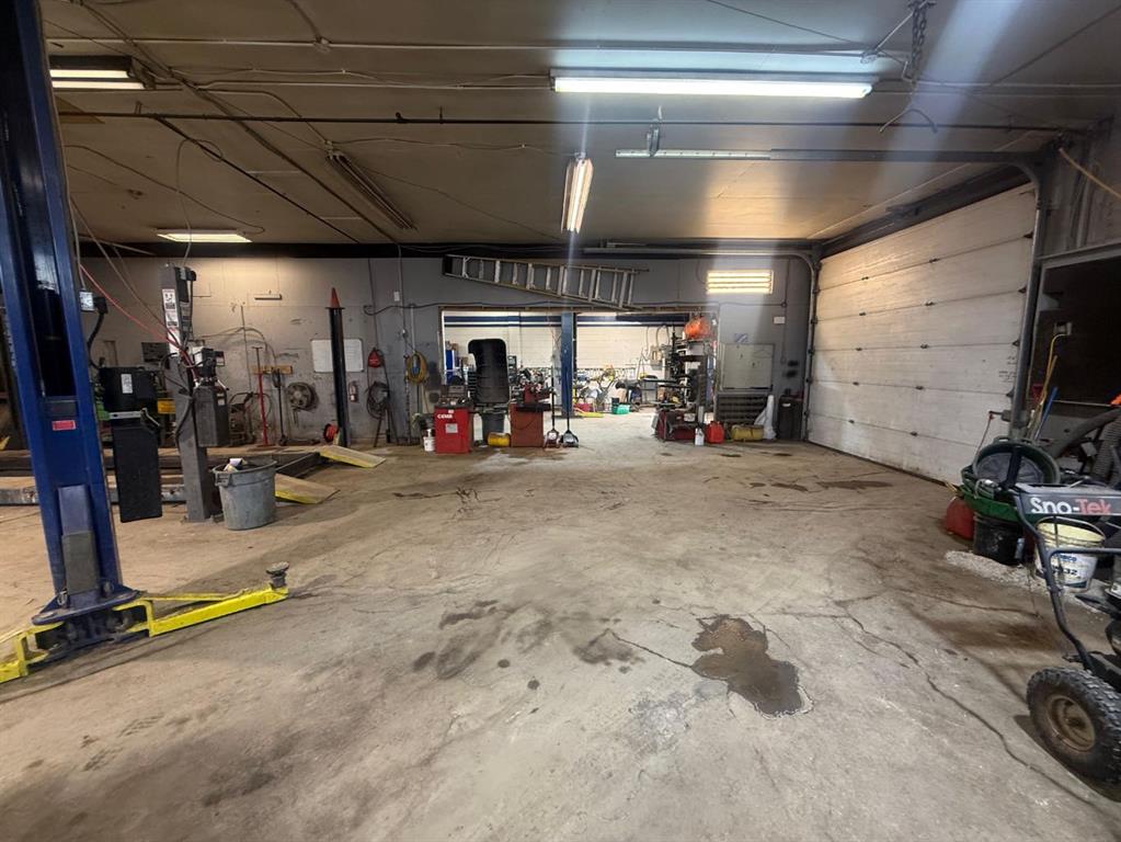 Additional image 3 of 5101 20 Avenue SE, Calgary, AB, T2B0B1