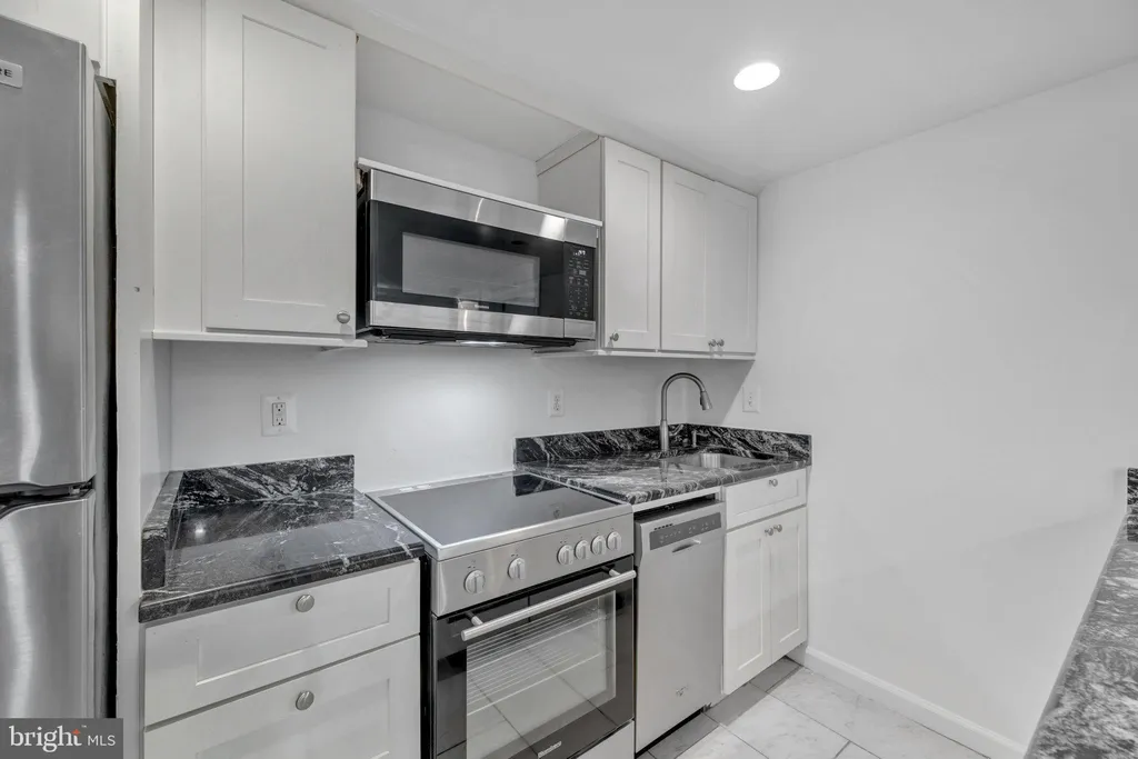 Additional image 38 of 424 19th Street NE, Washington, DC 20002