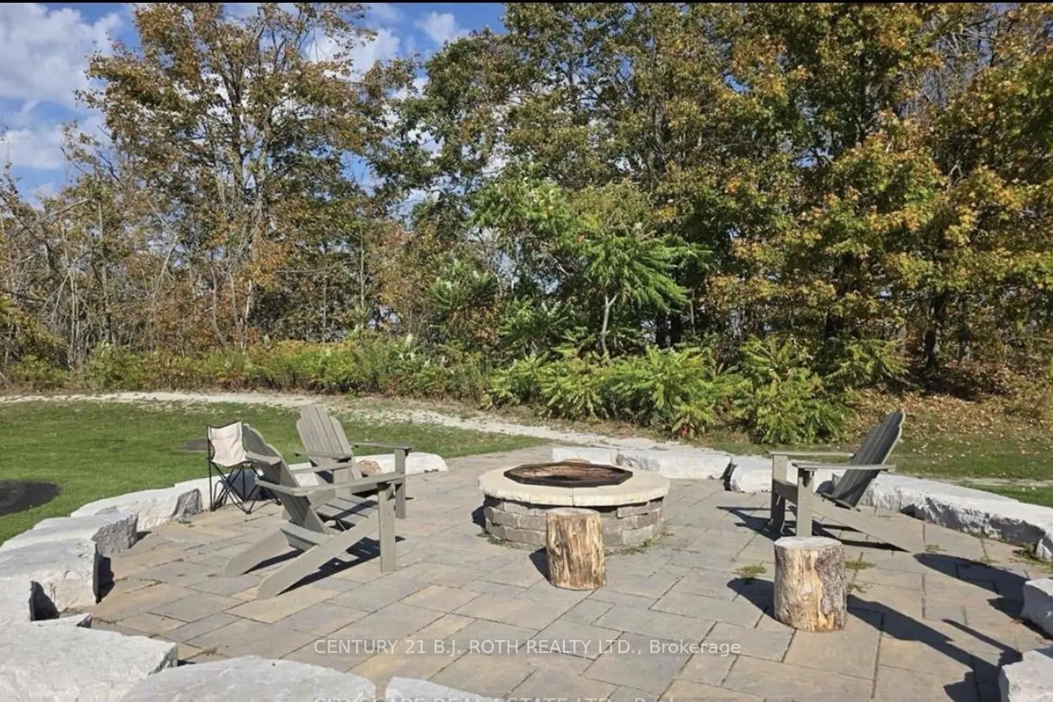 90 Highland Drive 2296-2297 photo 3