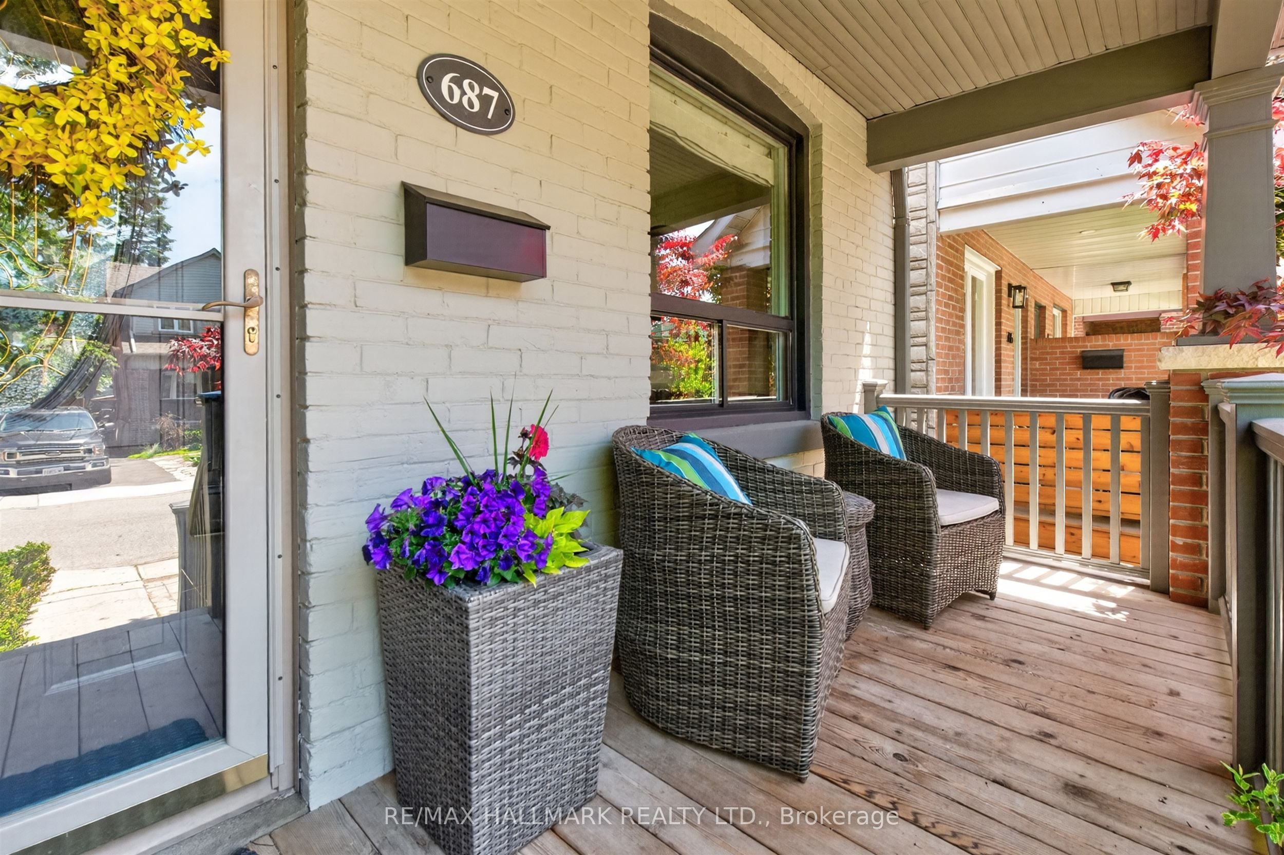 Additional image 2 of 687 Durie Street, Toronto, ON, M6S 3H4