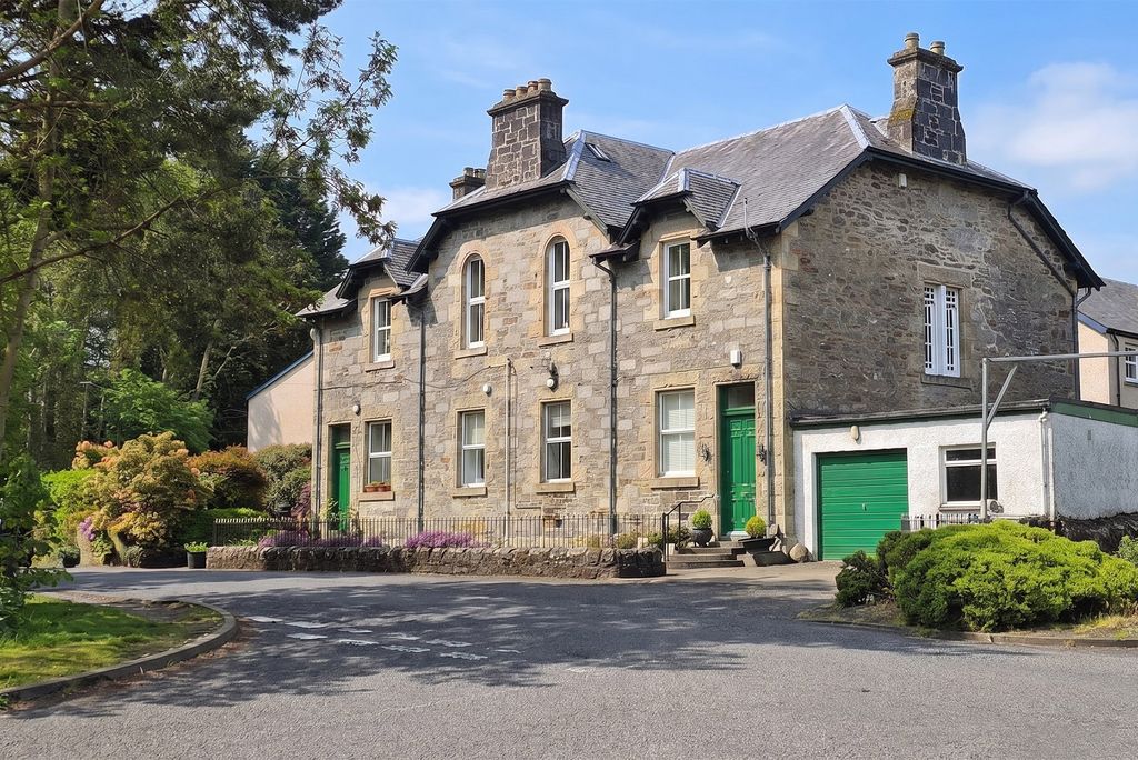 3 bed flat for saleLyon Road, Killin FK21