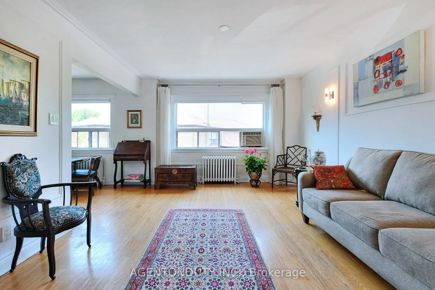 1646 Bathurst Street 17 photo 5