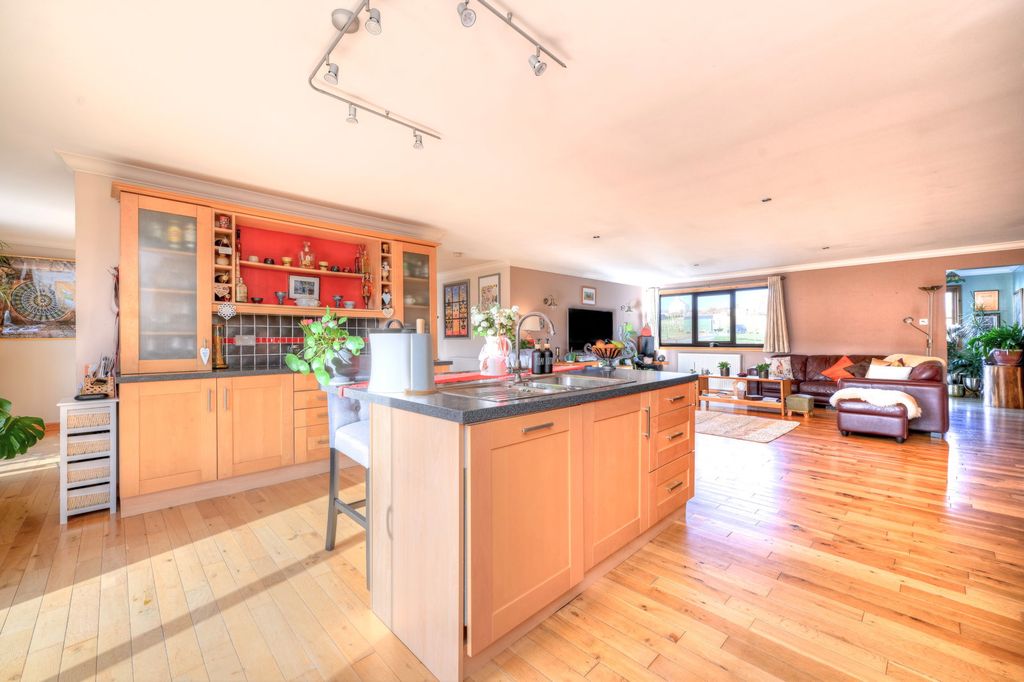 Additional image 9 of 4 bed bungalow for saleDa Cutts, Sandwick, Shetland ZE2