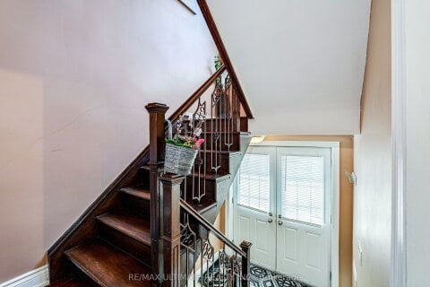 Additional image 8 of 2 George Anderson Court, Toronto, ON, M6M 2Z4