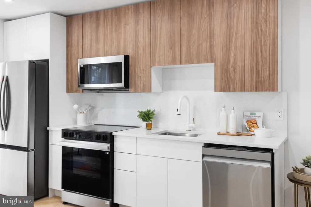 Additional image 2 of 1124 Florida Avenue NE Unit 503, Washington, DC 20002