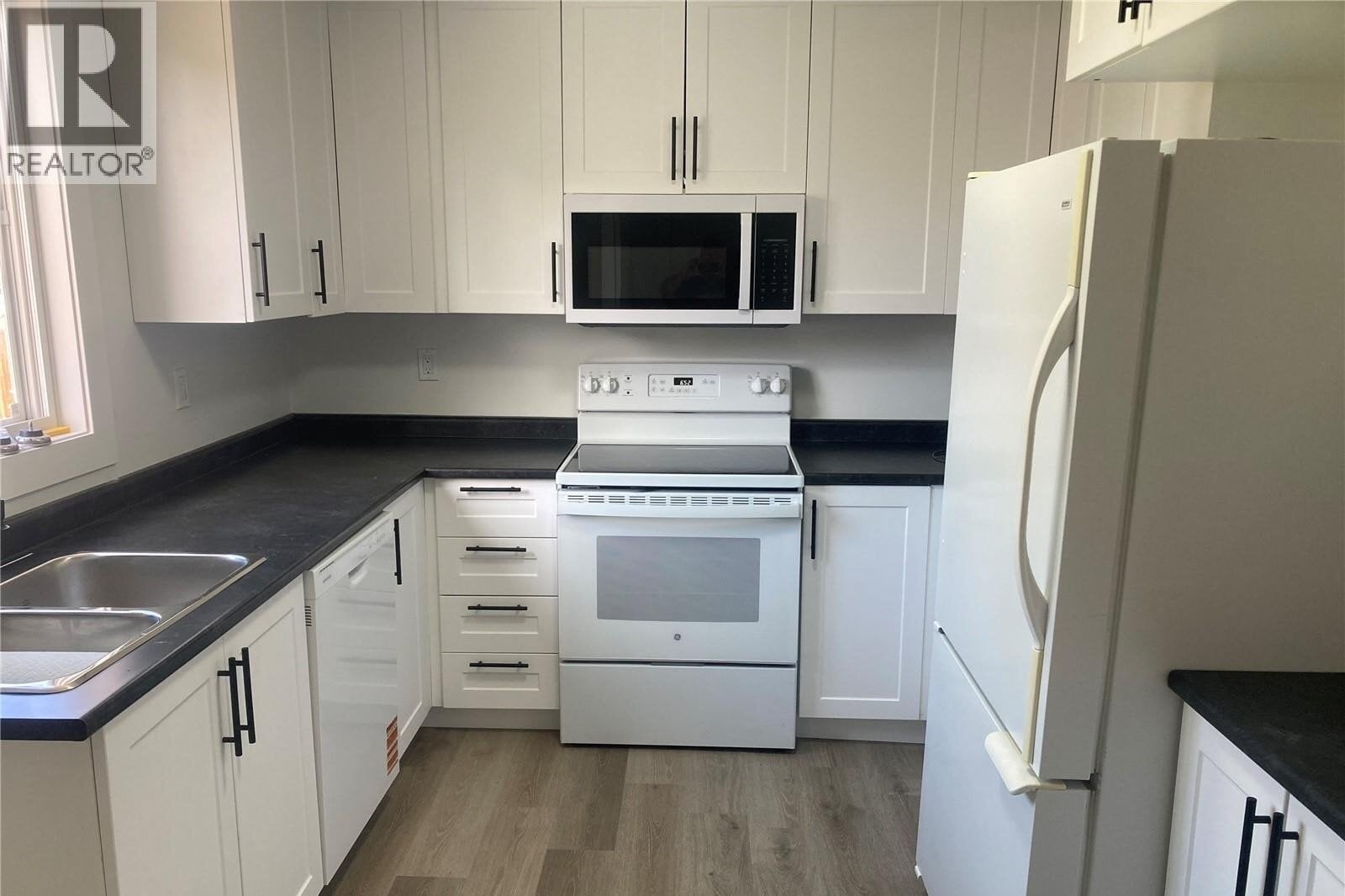 Additional image 8 of 349 X Avenue S, Saskatoon, SK, S7M3H5