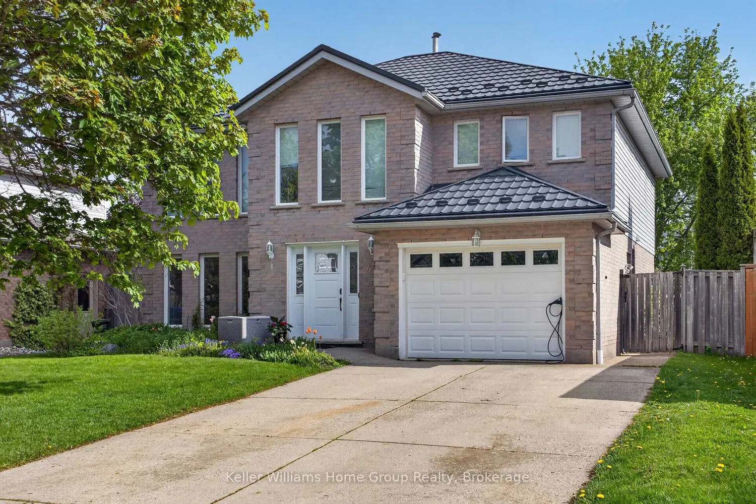 42 Freshmeadow Way