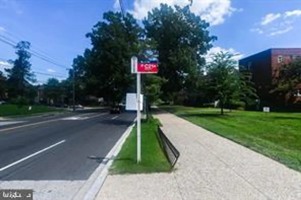 3937 Pennsylvania Avenue SE Unit 102, Washington, DC 20020