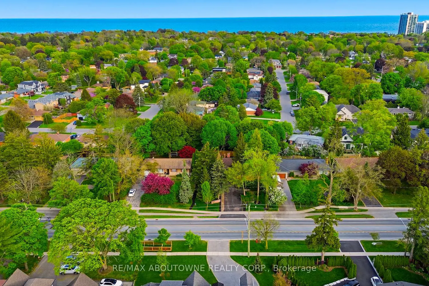 Additional image 17 of 2066 Rebecca Street