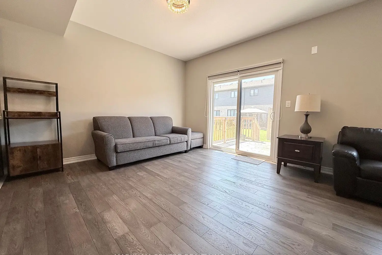 Additional image 7 of 7173 Parsa Street