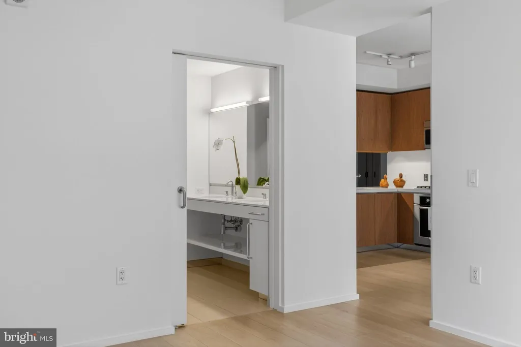 Additional image 28 of 925 H Street NW Unit 606, Washington, DC 20001
