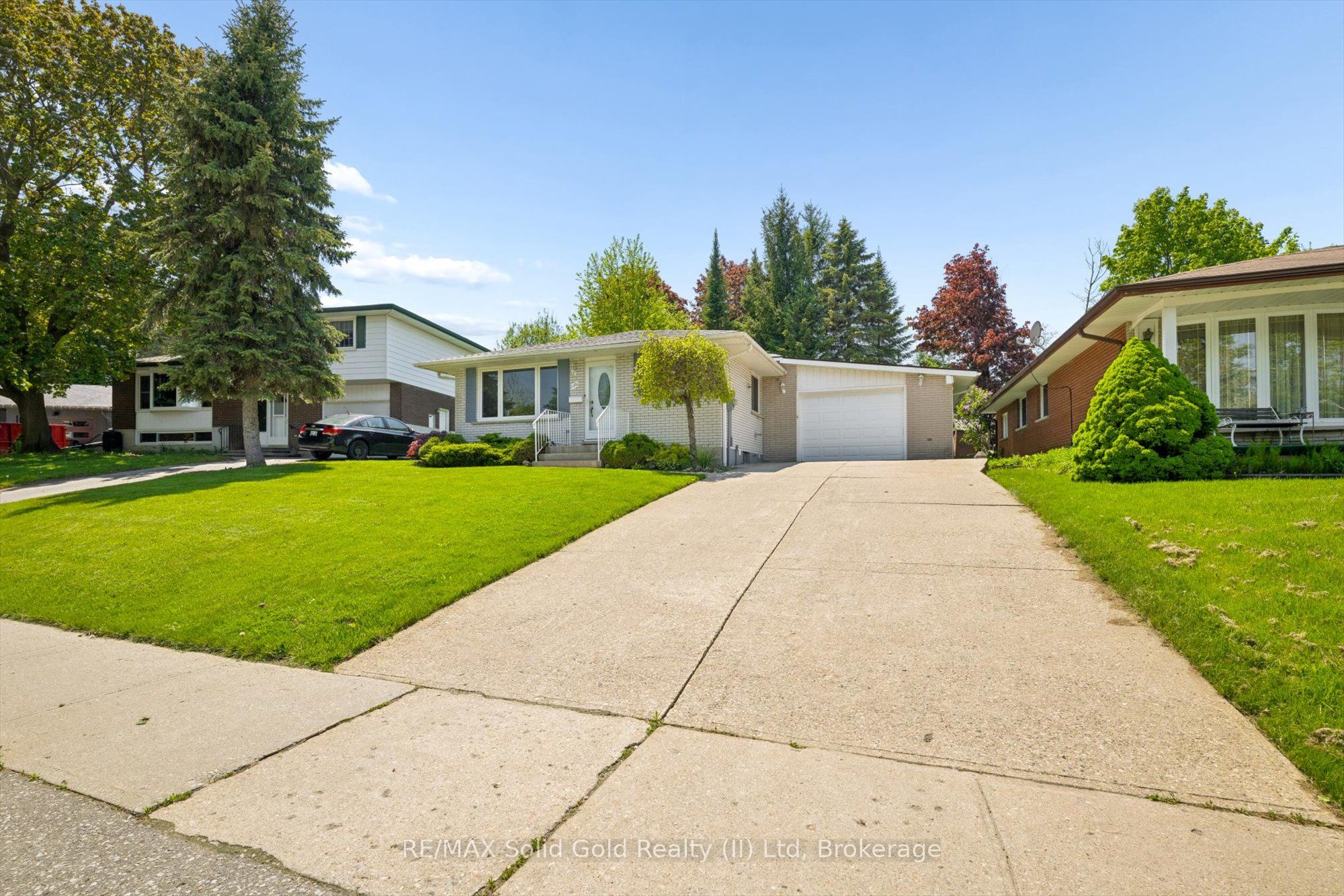 105 Silverspring Crescent, Kitchener, ON, N2M 4P3