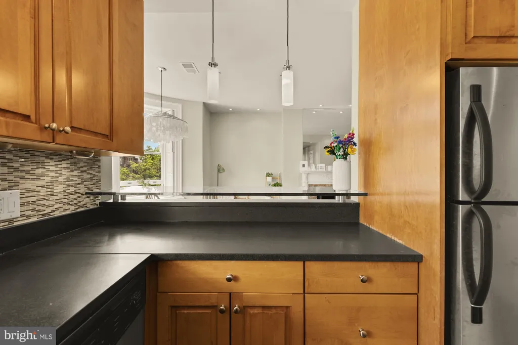 Additional image 15 of 1730 New Hampshire Avenue NW Unit 16, Washington, DC 20009