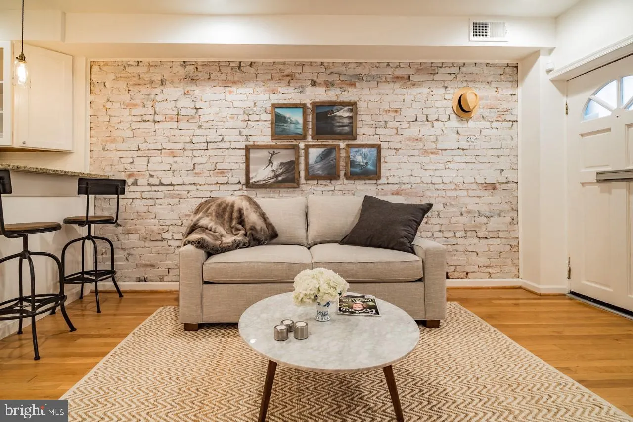 Additional image 9 of 619 11th Street NE, Washington, DC 20002