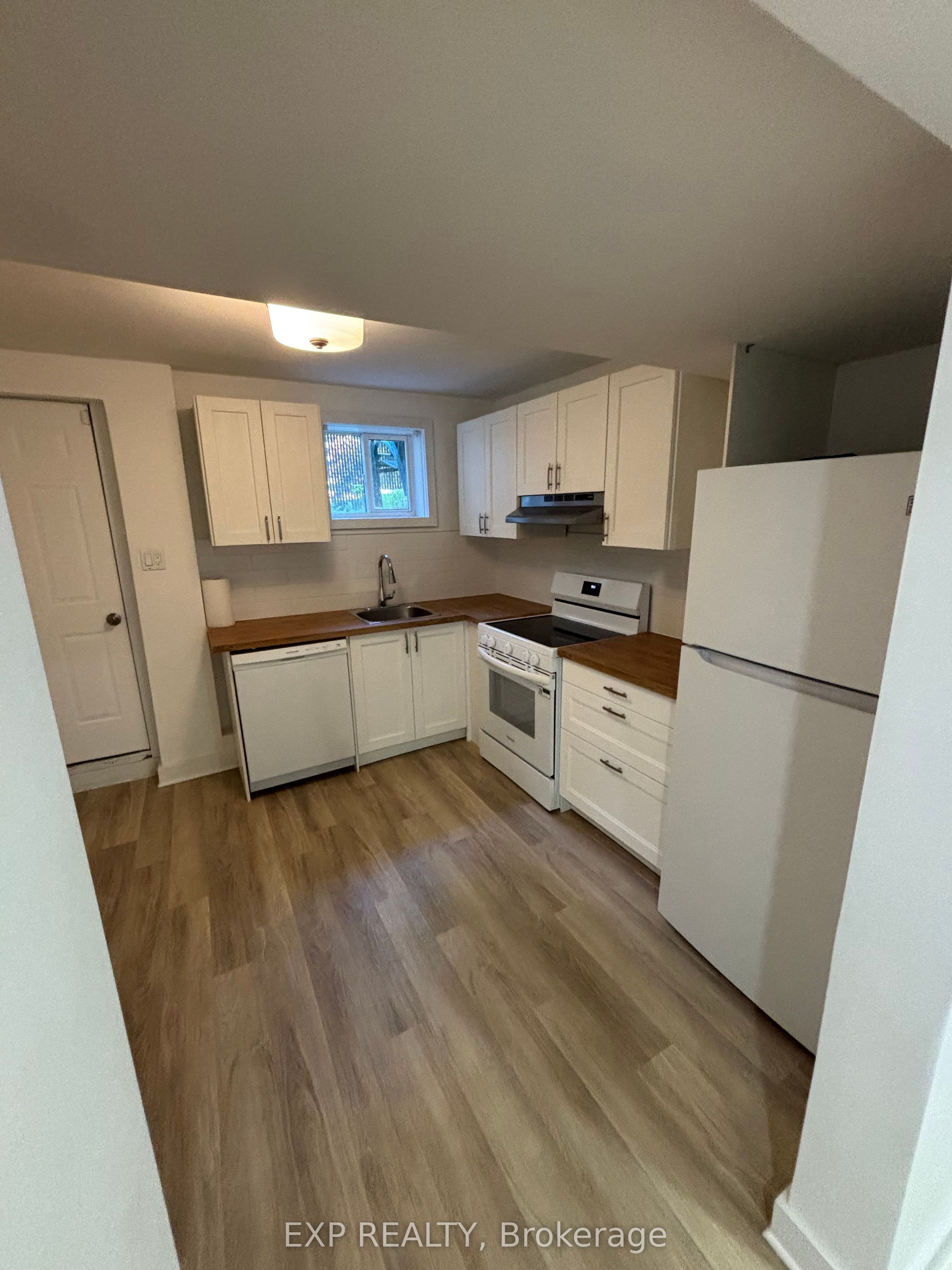 Additional image 3 of 378-378 Montfort Street, Ottawa, ON, K1L 5N1