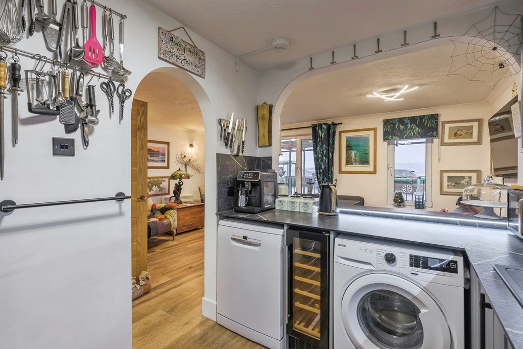 Additional image 20 of 2 bed flat for saleGrand Parade, Plymouth, Devon PL1