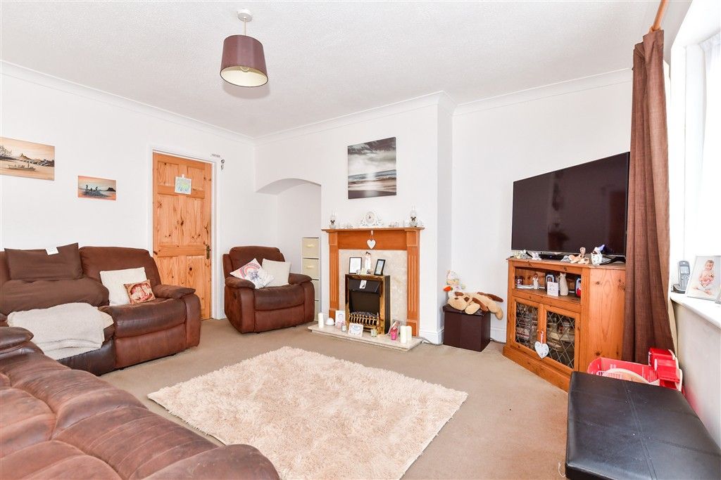 3 bed terraced house for saleMangravet Avenue, Maidstone, Kent ME15