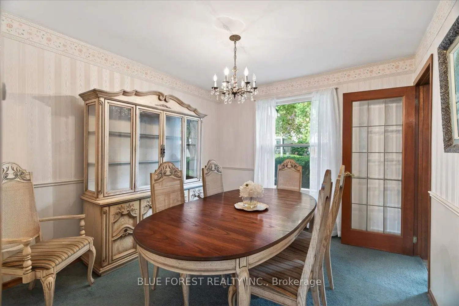 Additional image 7 of 34 Compton Crescent