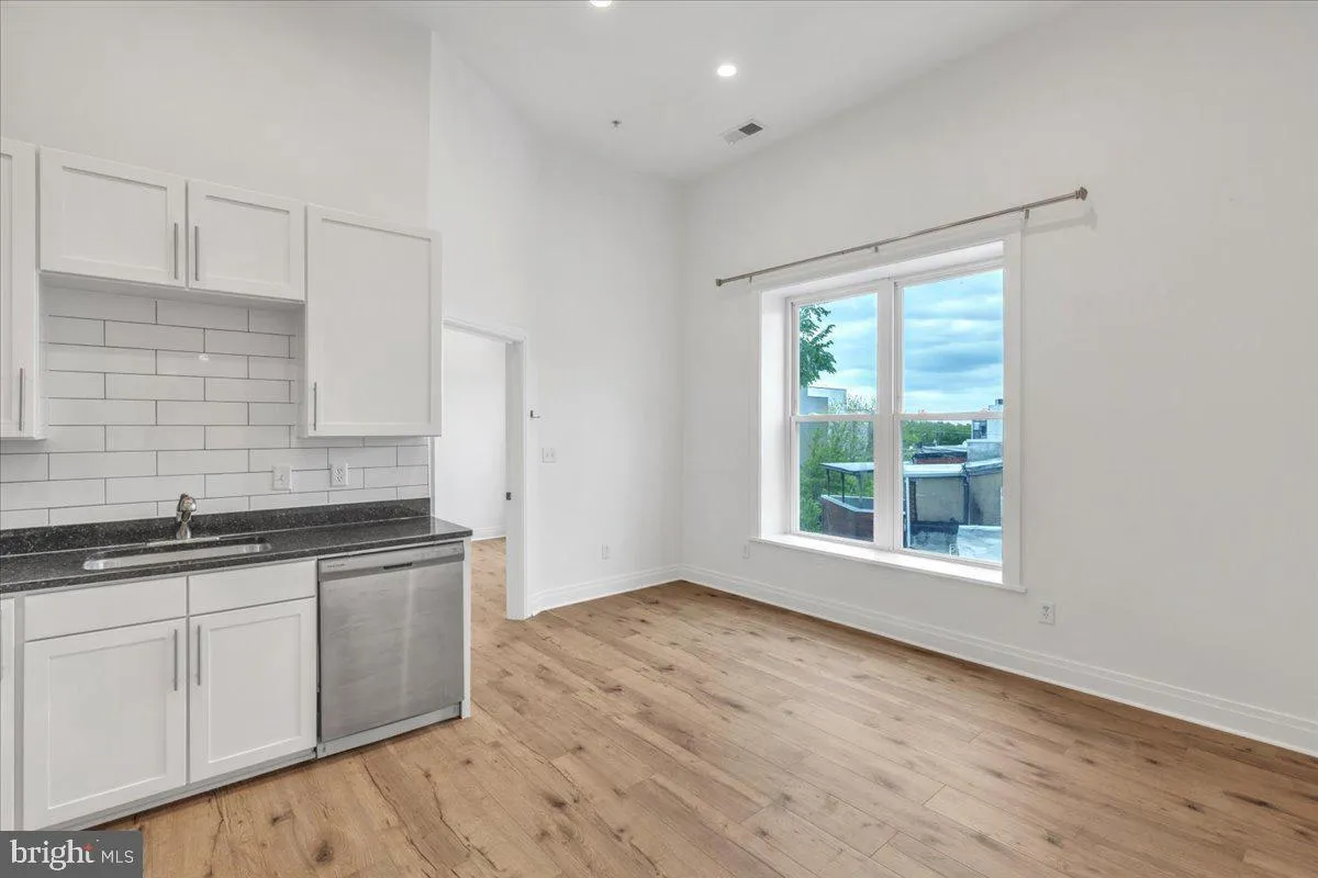 Additional image 42 of 5551 Illinois Avenue NW Unit 304, Washington, DC 20011