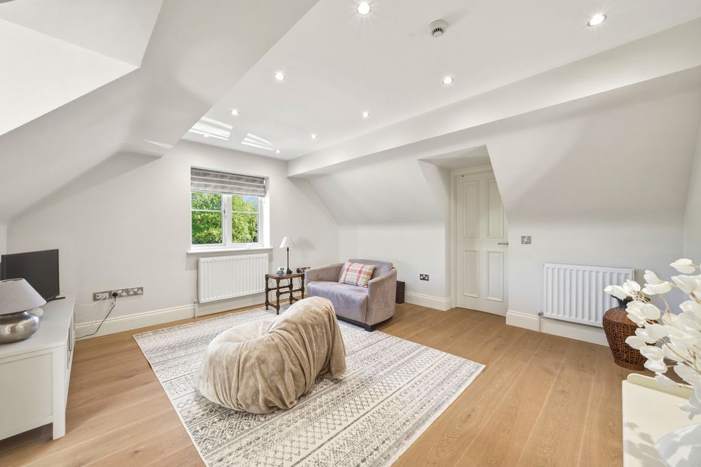 Additional image 21 of 5 bed detached house for saleWeaverlake Drive Yoxall Burton-On-Trent, Staffordshire DE13