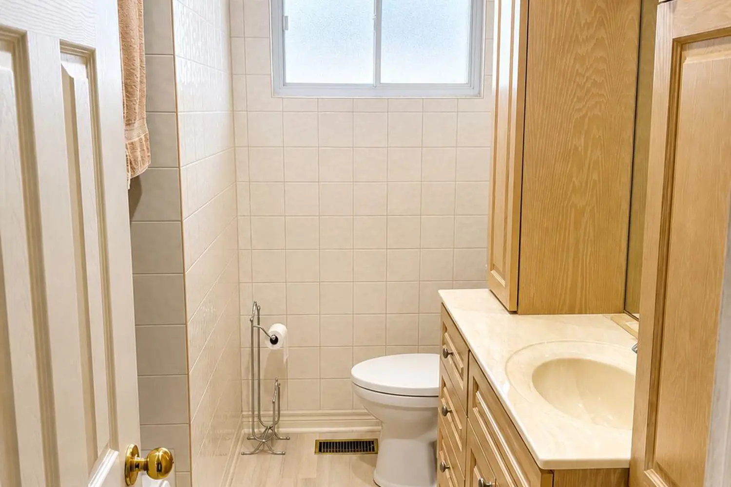 22 Cora Crescent photo 4