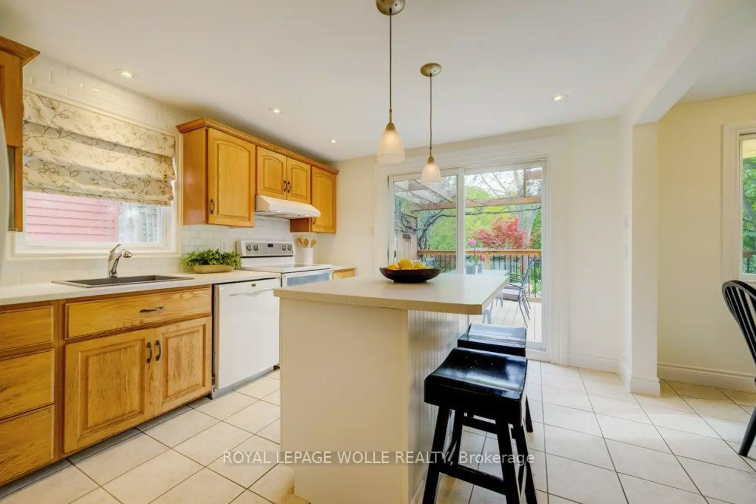 Additional image 4 of 106 Parkland Crescent