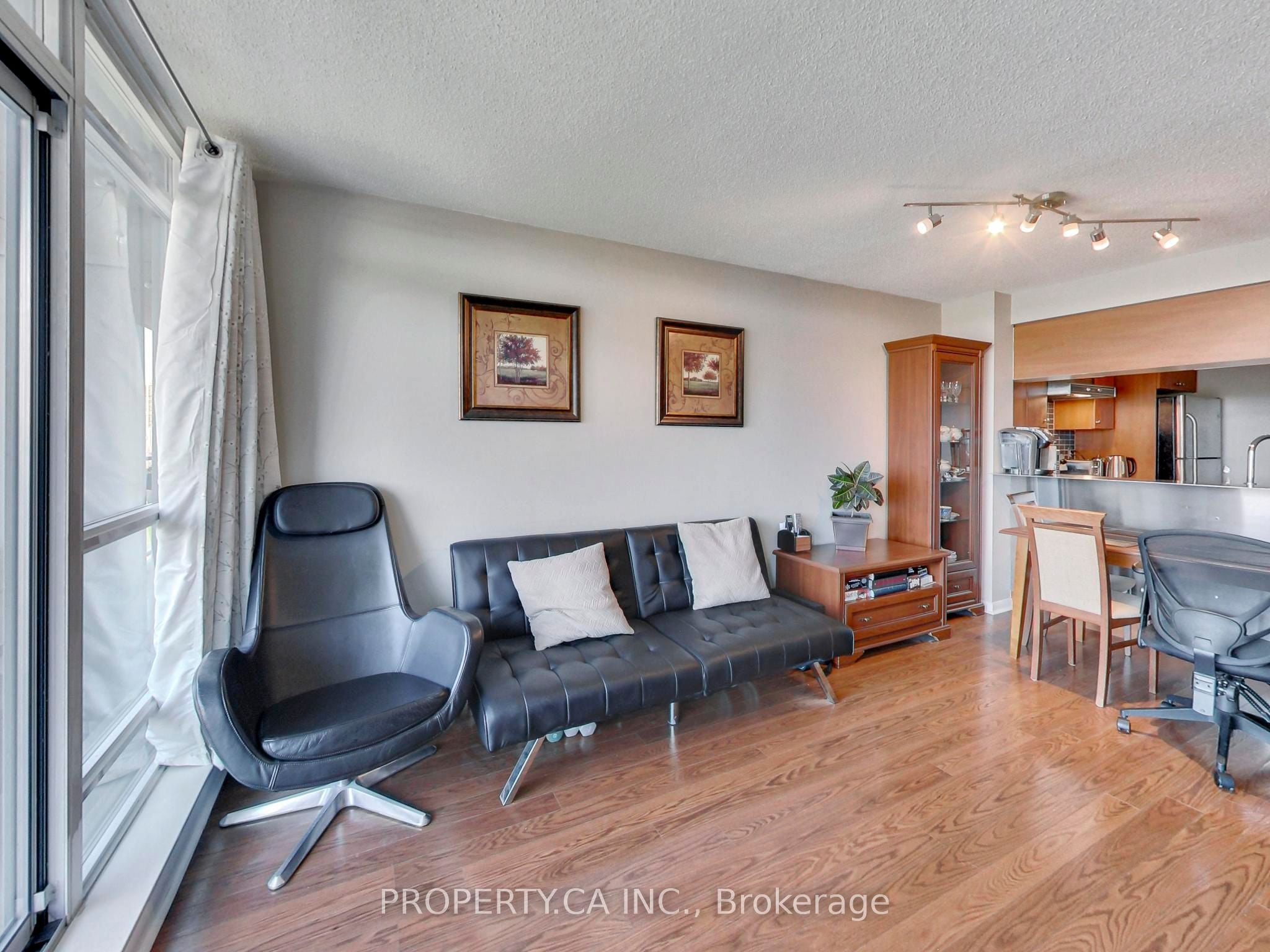 Additional image 6 of 901-185 Legion Road N, Toronto, ON, M8Y 0A1