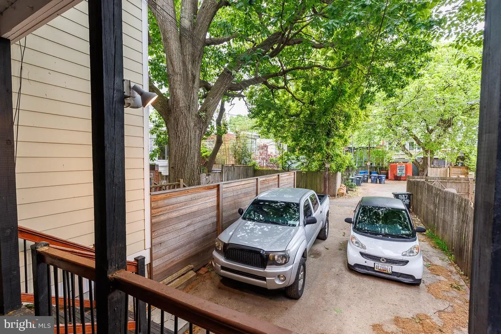 1437 East Capitol Street SE Unit A, Washington, DC 20003