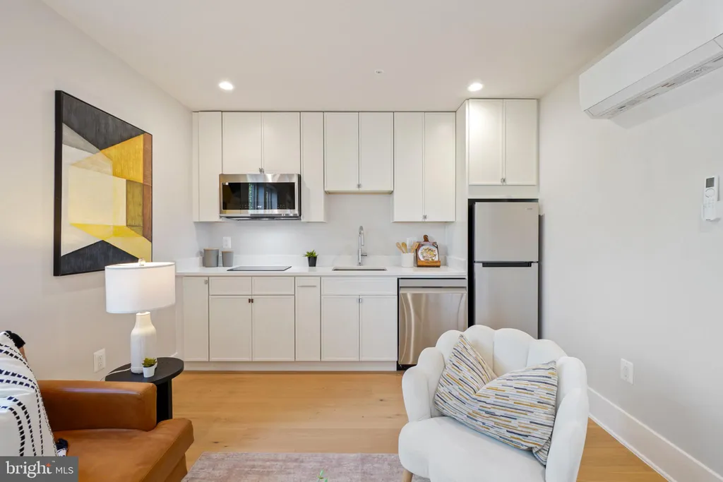 Additional image 32 of 4414 Harrison Street NW, Washington, DC 20015