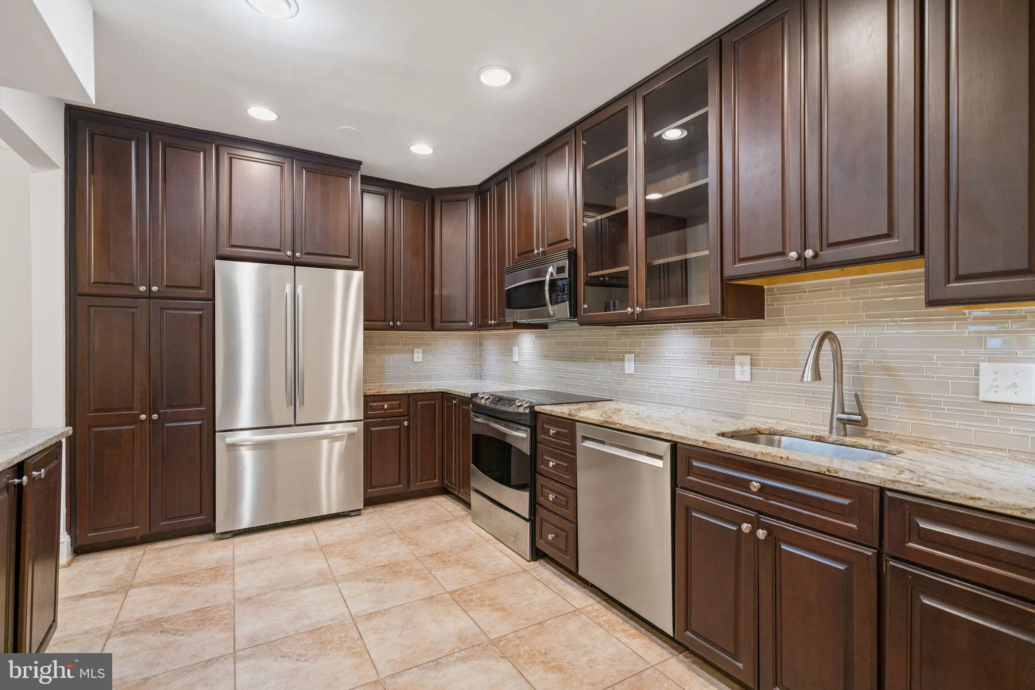 Additional image 63 of 3231 Sutton Place NW Unit D, Washington, DC 20016