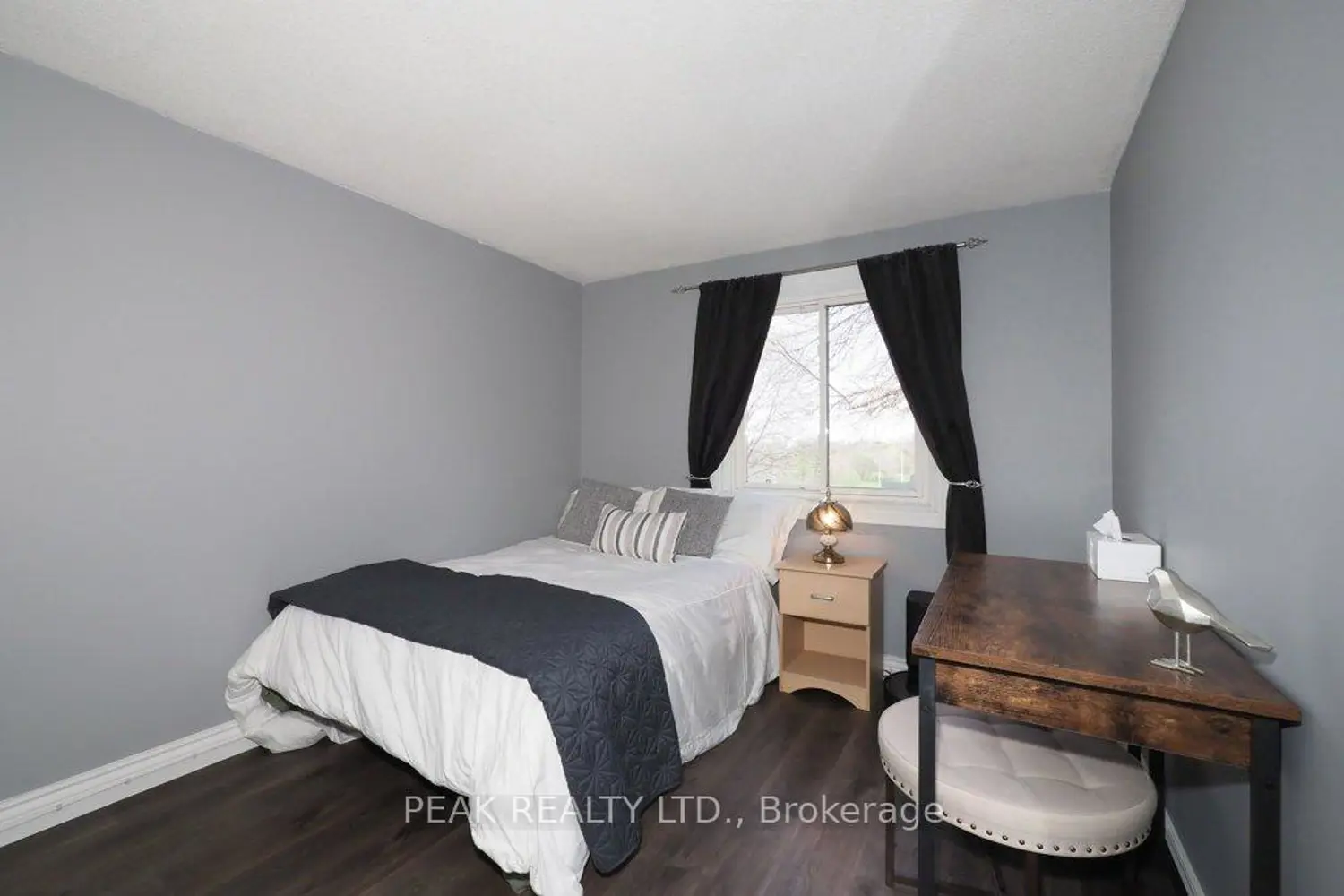 Additional image 13 of 279 Sandowne Drive 32