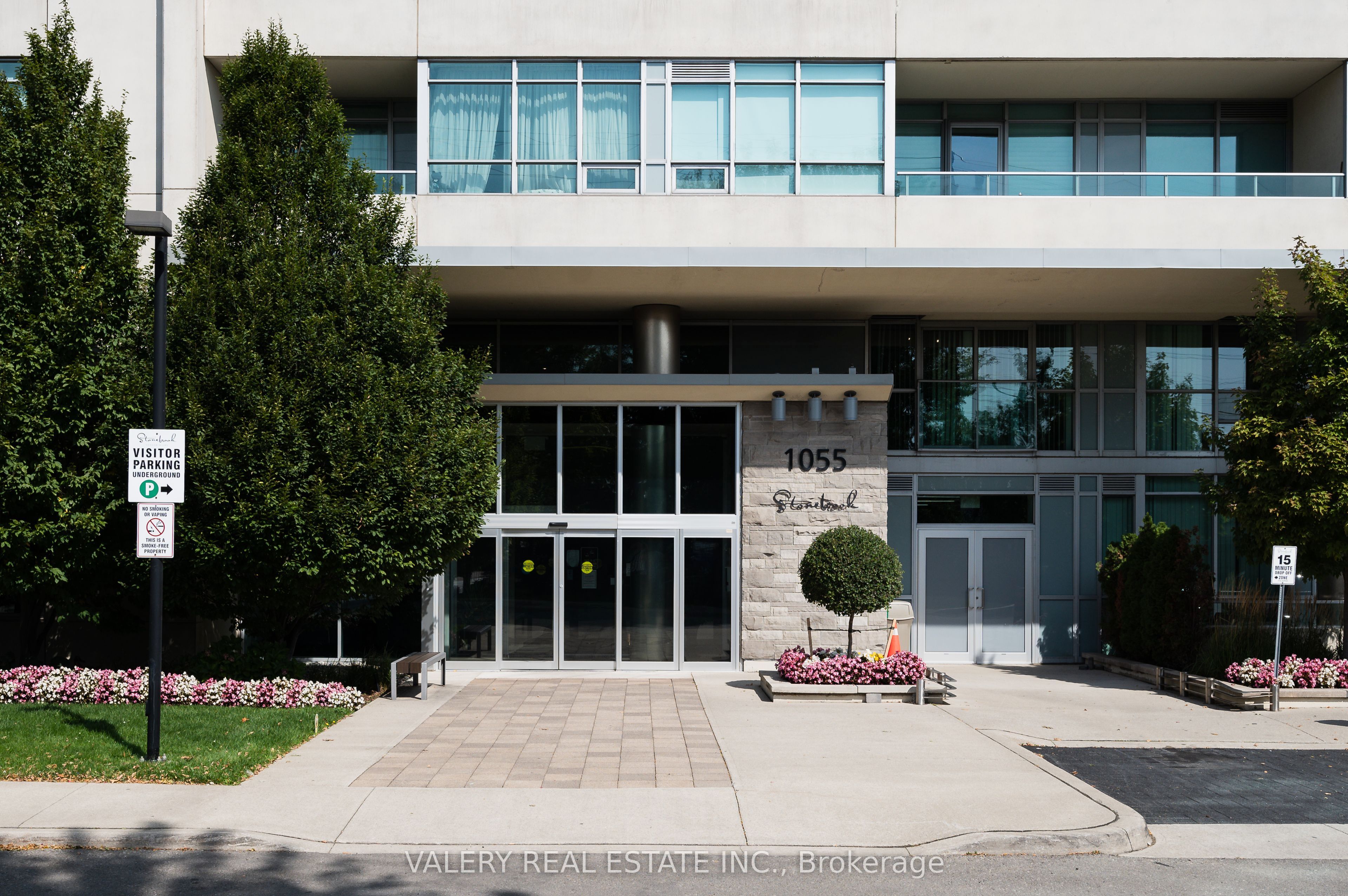 Additional image 2 of 201-1055 Southdown Road, Mississauga, ON, L5J 0A3