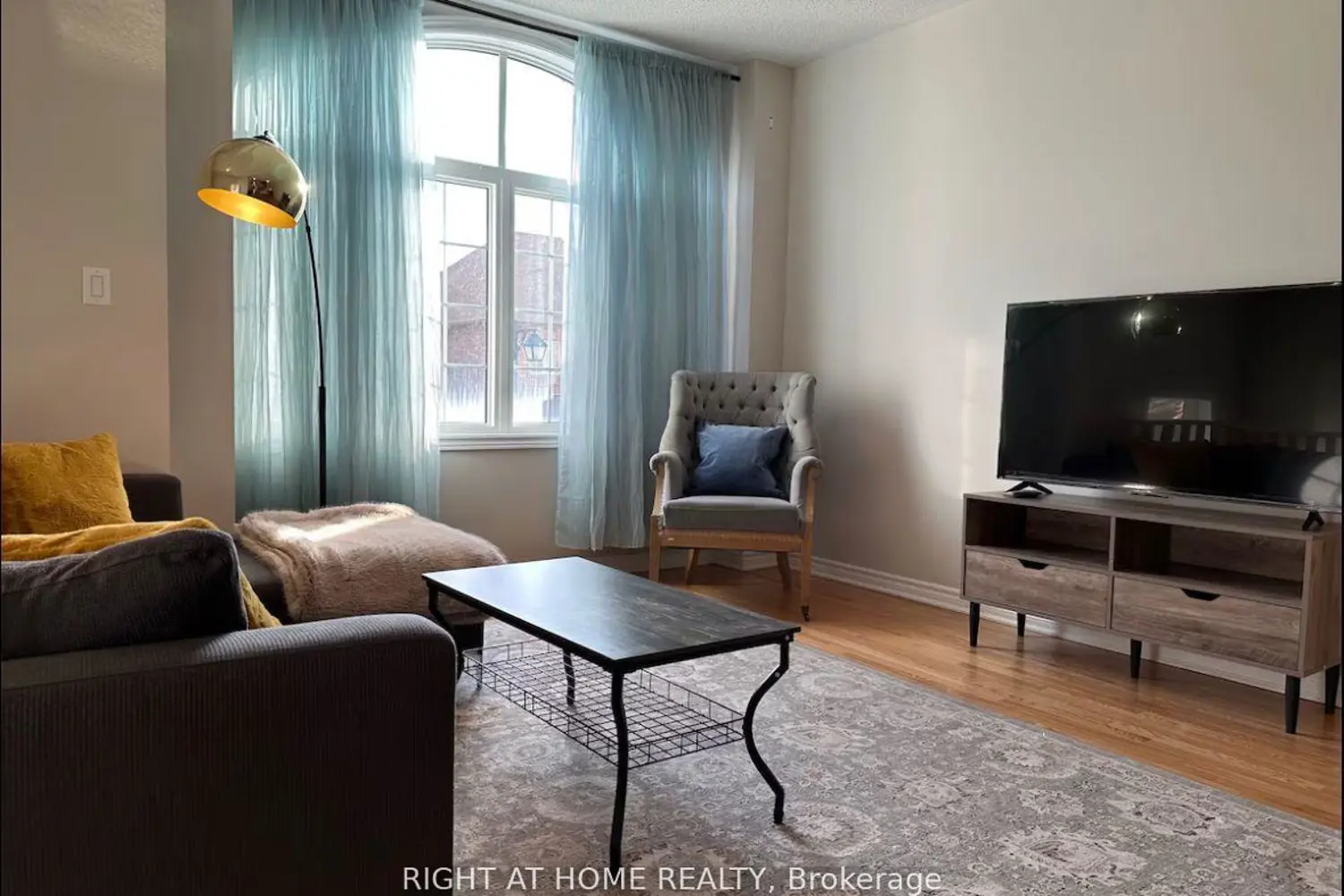 Additional image 9 of 8777 Dufferin Street 23
