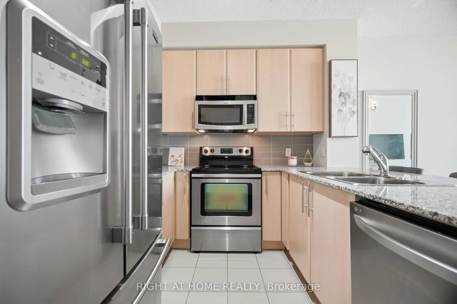 Additional image 5 of 3515 Kariya Drive 803