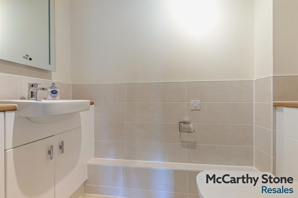 Additional image 17 of 2 bed flat for saleMonument Place, Endless Street, Salisbury SP1